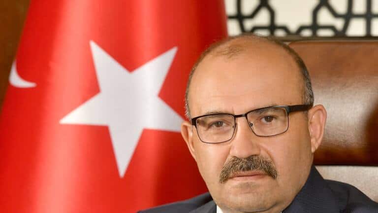 Vali Ustaoğlu’ndan Kızılay Haftası Mesajı