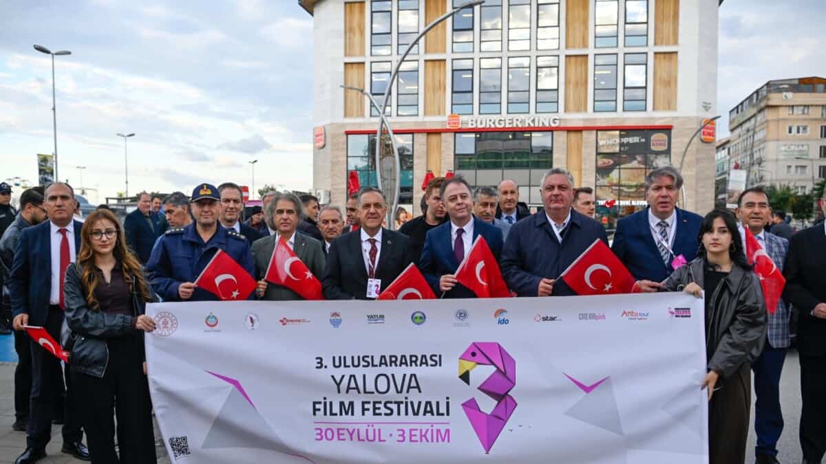 Yalova’da 3. Uluslararası Film Festivali Başladı