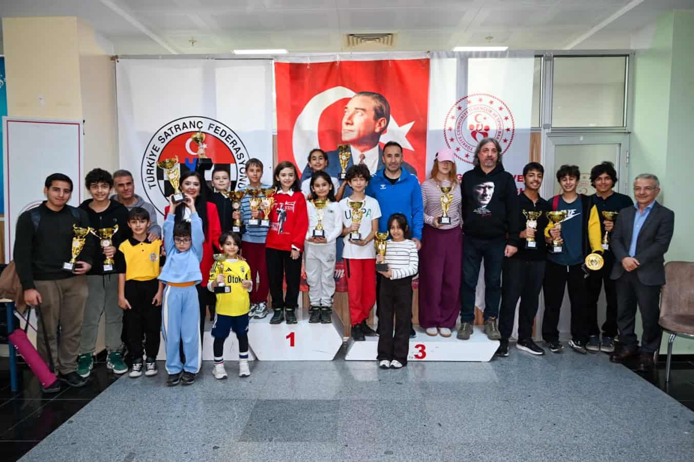 Yalova’da Cumhuriyet Bayramı Satranç Turnuvası Yapıldı